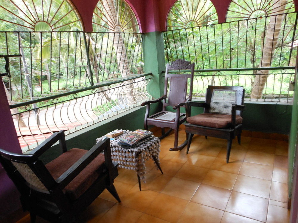 Jes Guest House Majorda Buitenkant foto