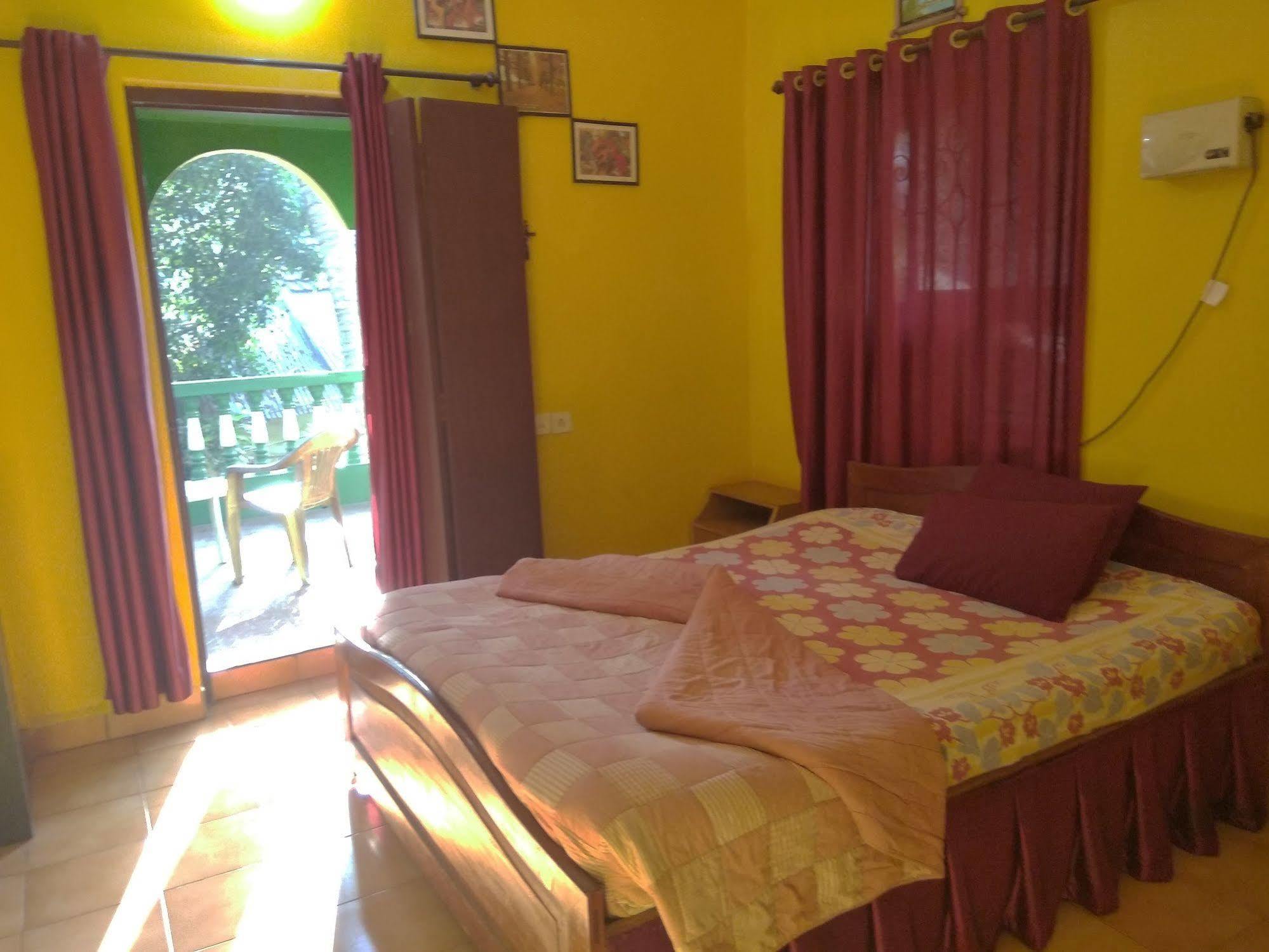 Jes Guest House Majorda Buitenkant foto