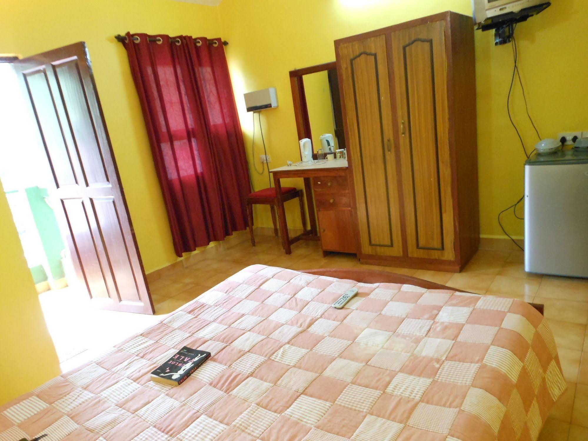 Jes Guest House Majorda Buitenkant foto